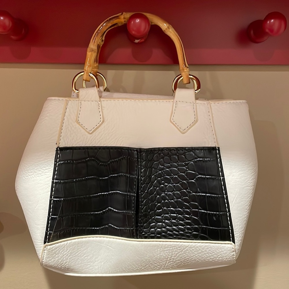 Oliver & Joy Black and White Faux Leather Snap Closure Bamboo Handles Minibag